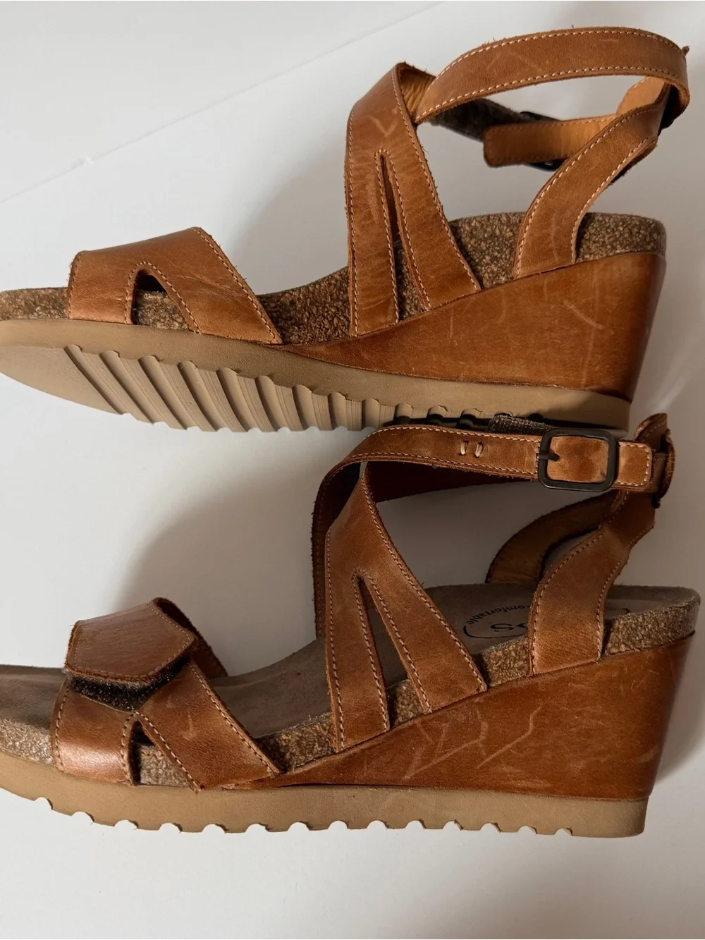 Taos Footwear Brown wedge Leather Strappy Sandals